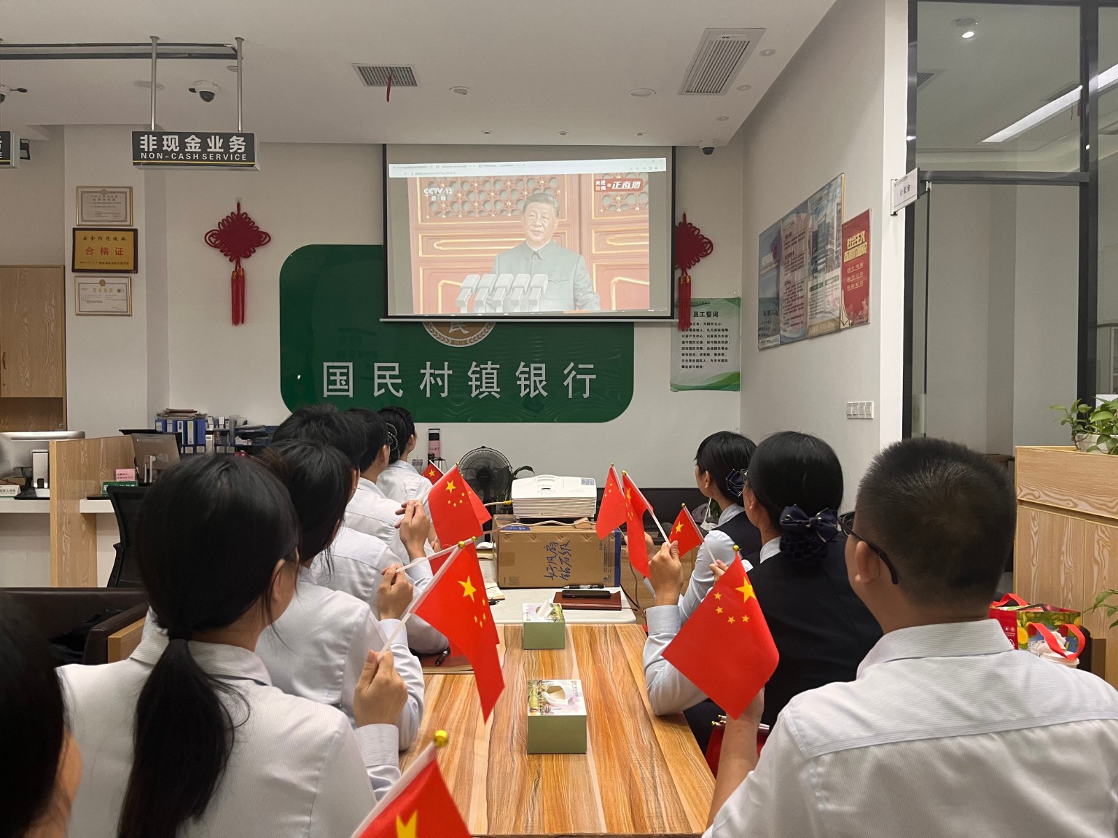 罗阳洋征文相片1(1) 罗阳洋征文相片1(1)