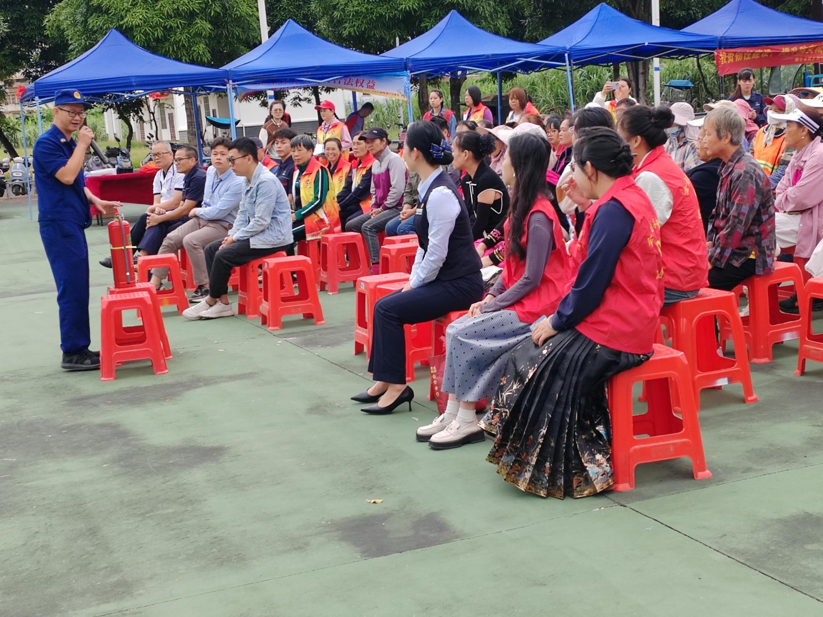 吴秋平征文图片2